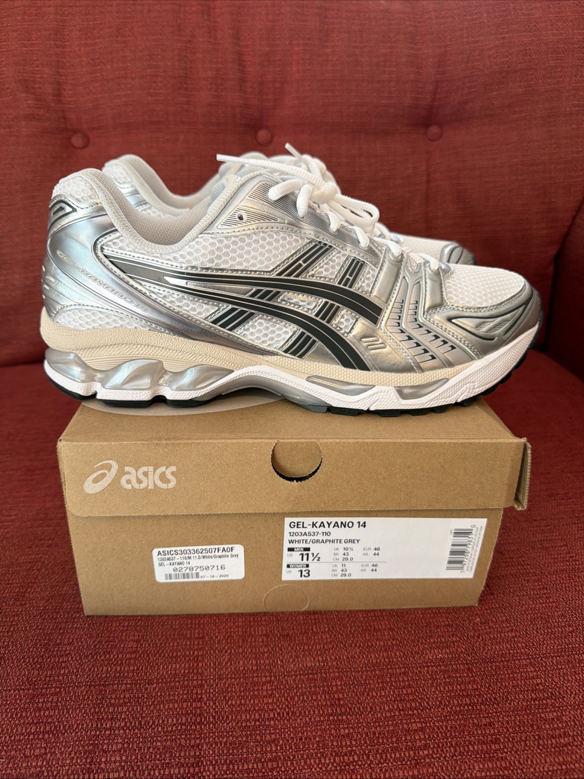 ASICS GEL-Kayano 14 White/Graphite Grey 1203A537-110 Men’s 11.5, Brand New