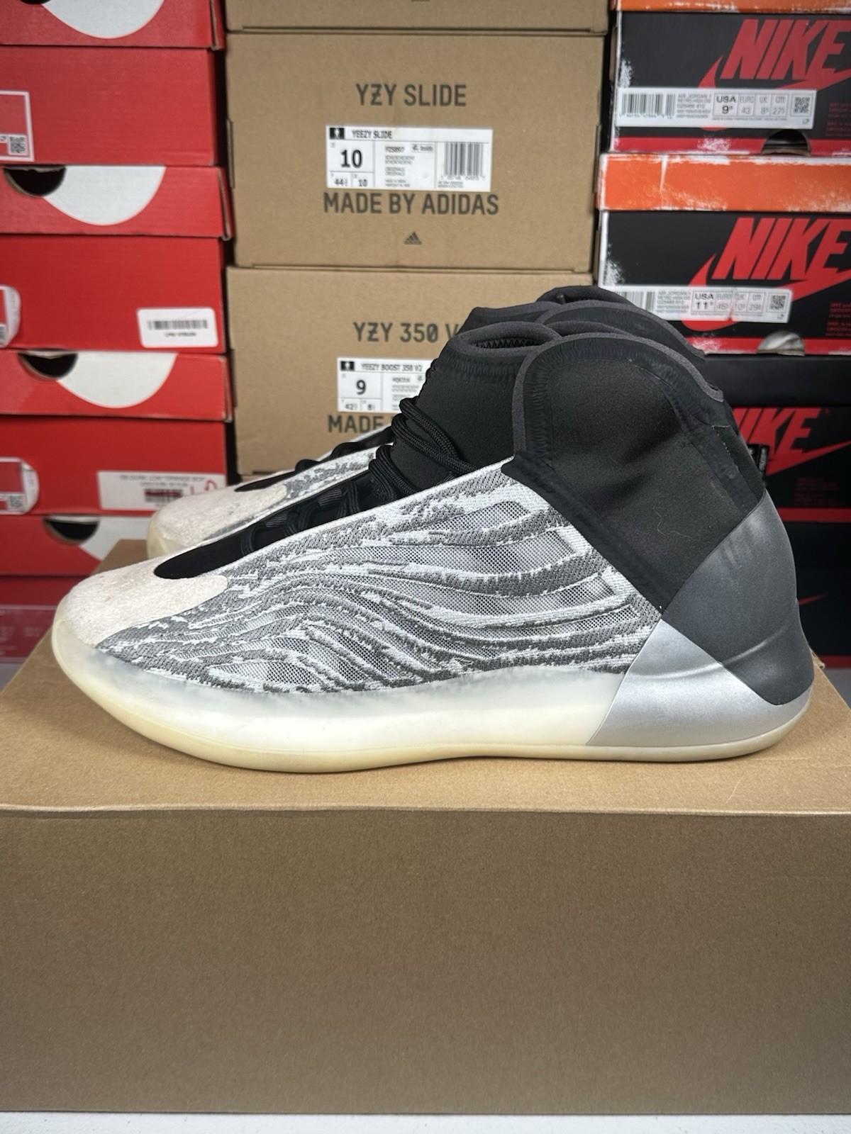 Size 12M – adidas Yeezy Quantum Quantum – Clean – Ships Same Day