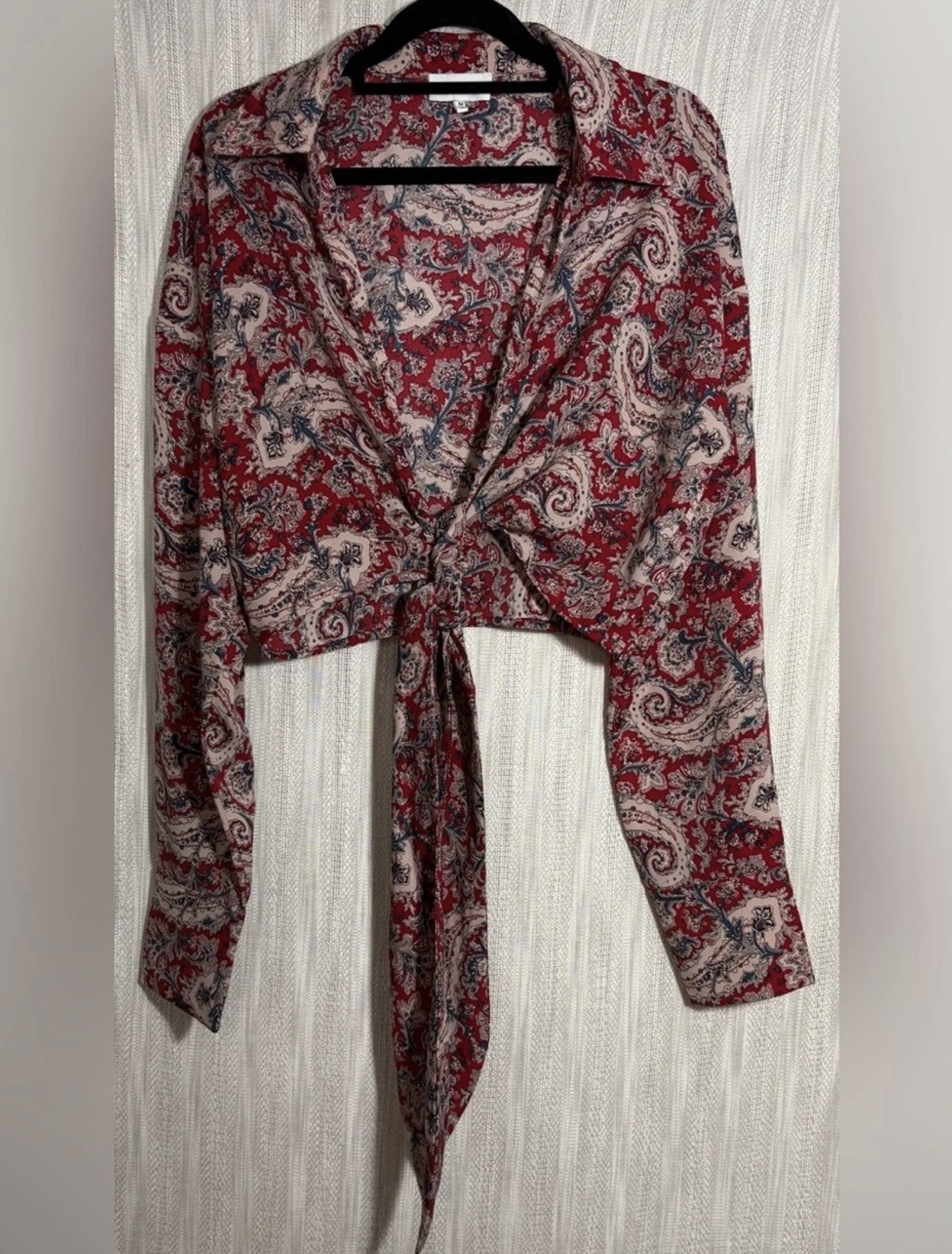 Paisley Tie-Front Crop Shirt – Red American looking