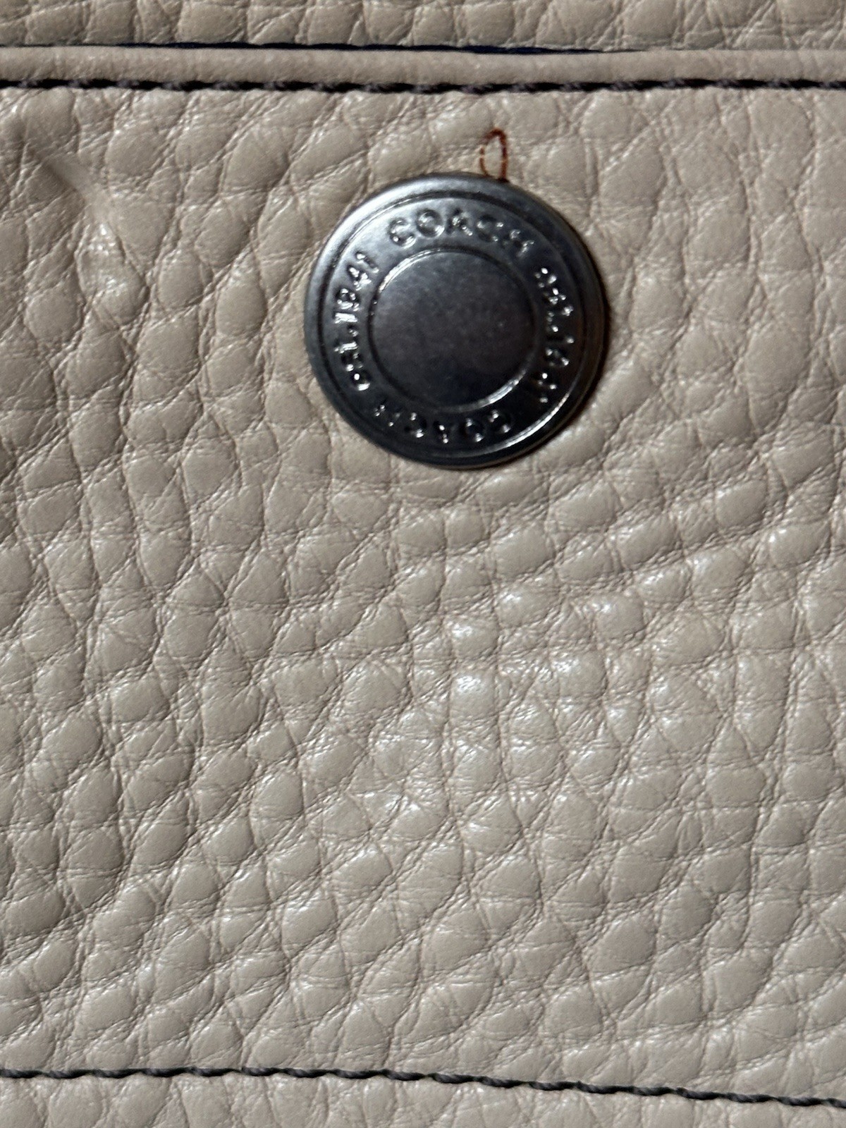 Coach C0059 Mini Wallet Pebbled Veg Tan Natural Leather Brown Leather Strap Zip