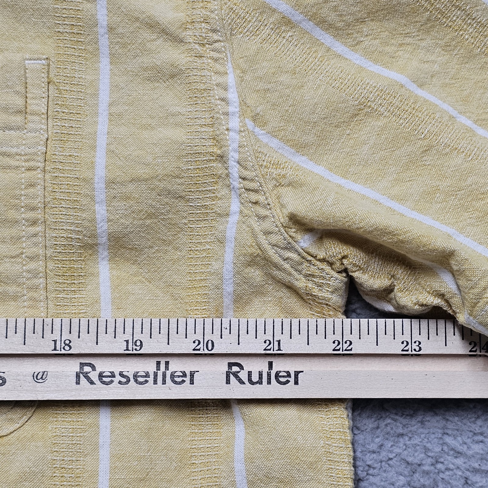 American Eagle Men’s Yellow/white Stripe Short Sleeve Button Up Shirt Sz M