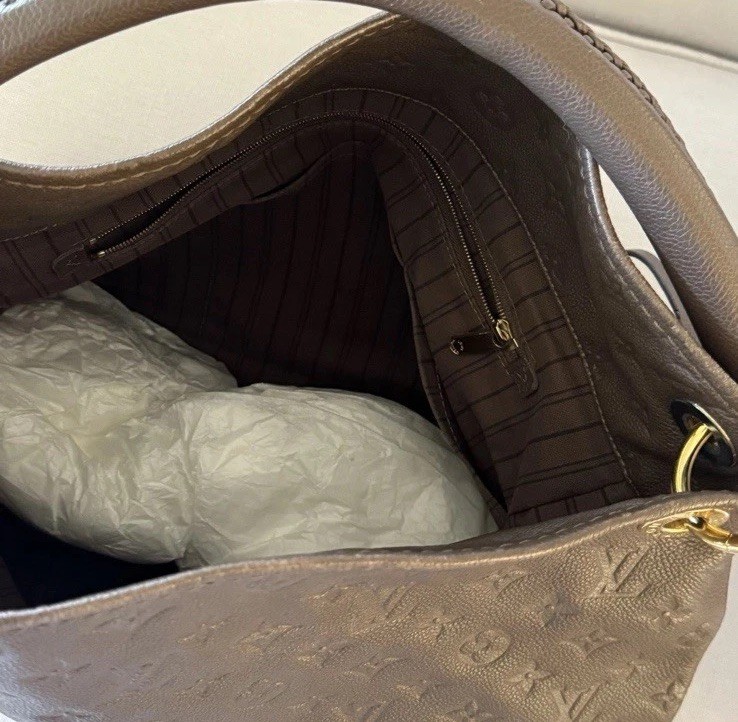 Louis Vuitton Brown Artsy MM Empreinte Leather bag 2011 Gold hardware