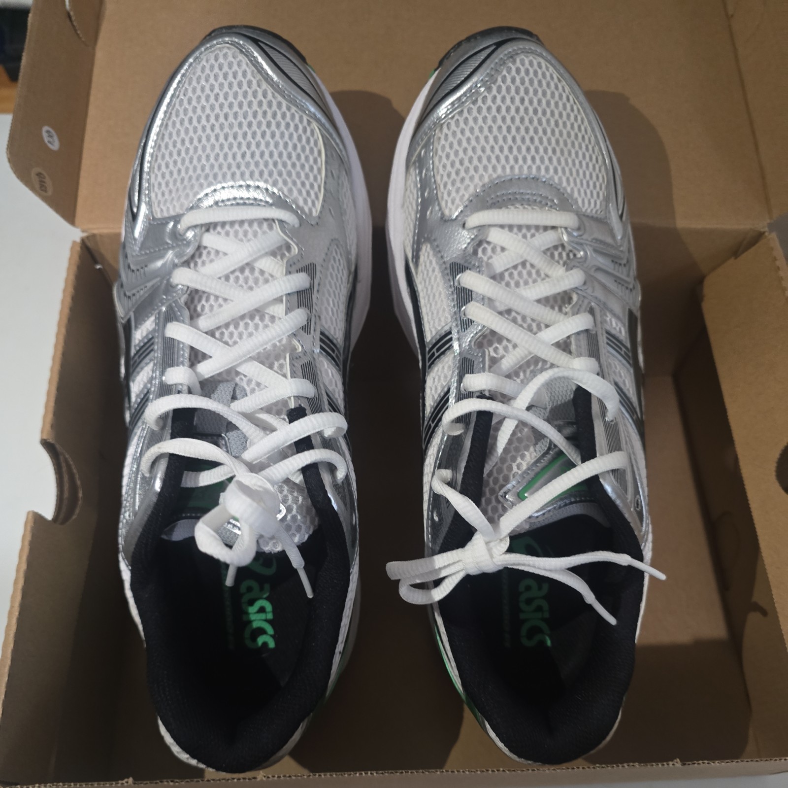 Asics Gel Kayano 14 White Malachite Green Size 10, 1201A019-110