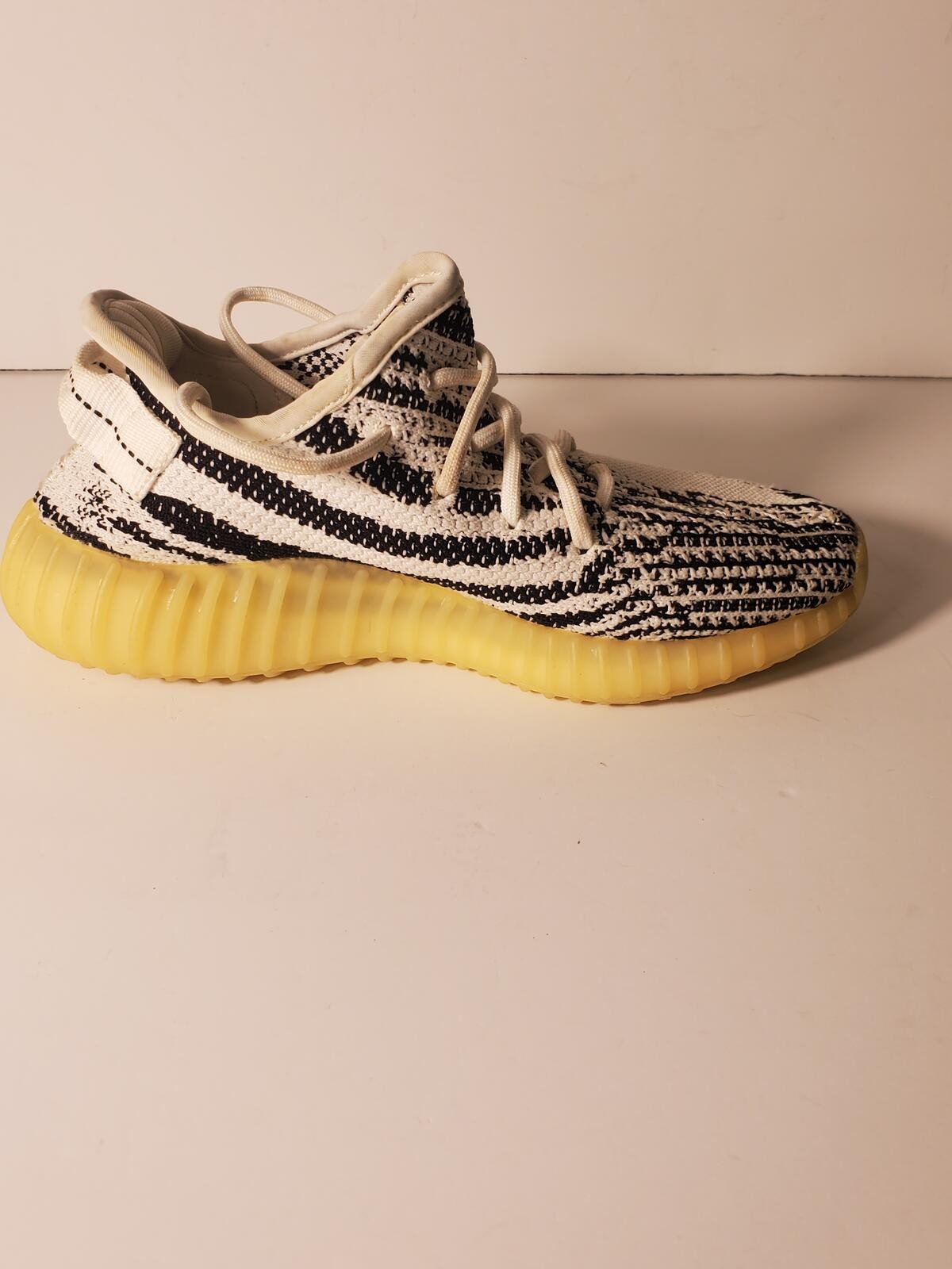 Men’s Adidas Yeezy Boost 350 V2 Zebra “Left Shoe Only” CP9654 Size 7.5