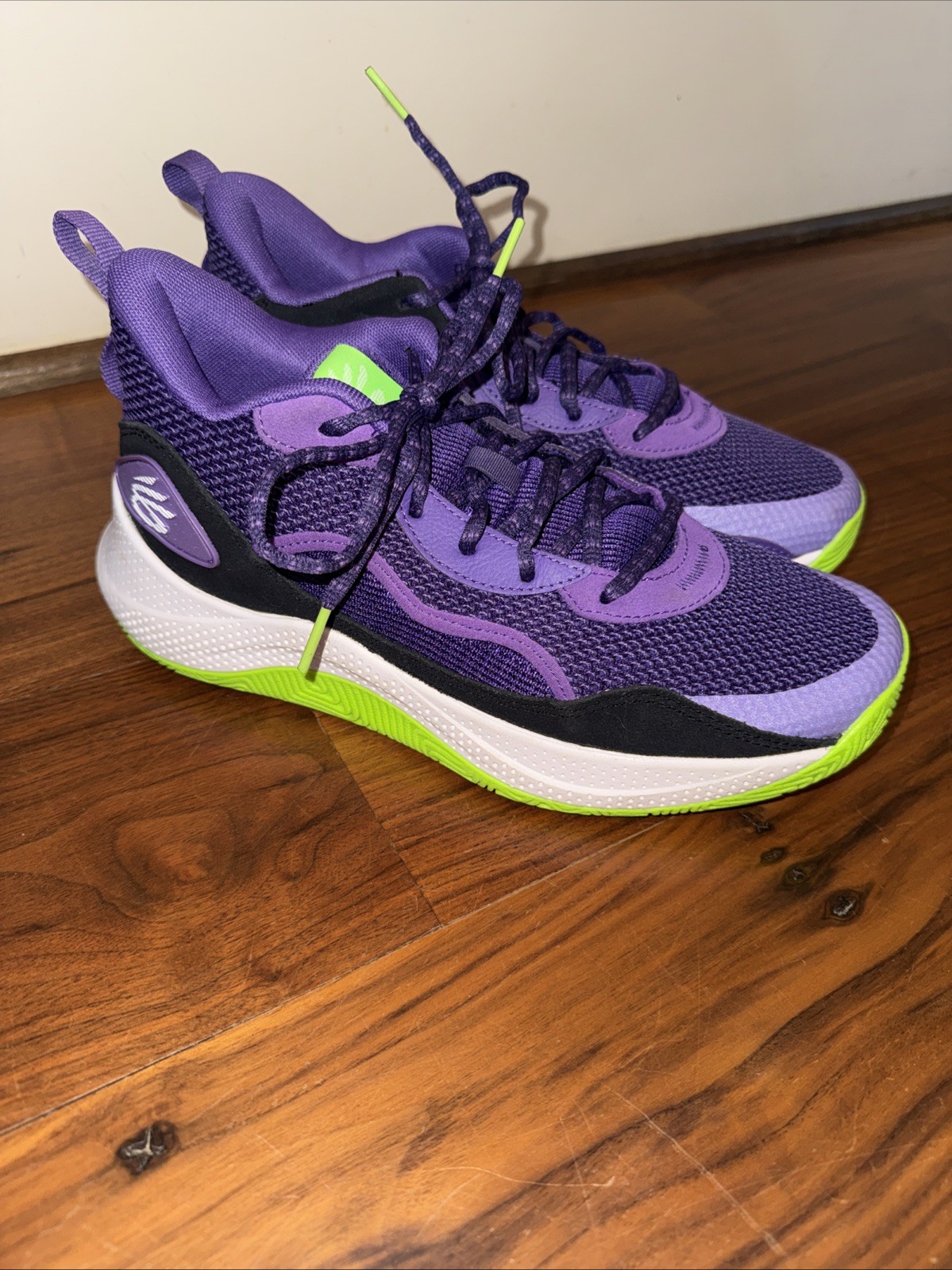 Under Armour Curry 3Z 24 SDE Size 8.5 Men/10 Women Purple Basketball Shoes