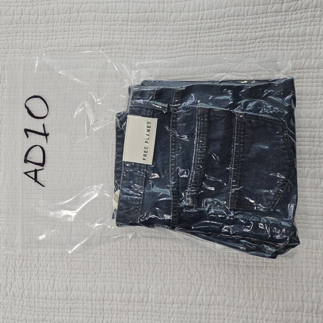 Free Planet Men’s Jeans 34×32 Casual Tapered Stretch Sustainable Denim Pants NWT