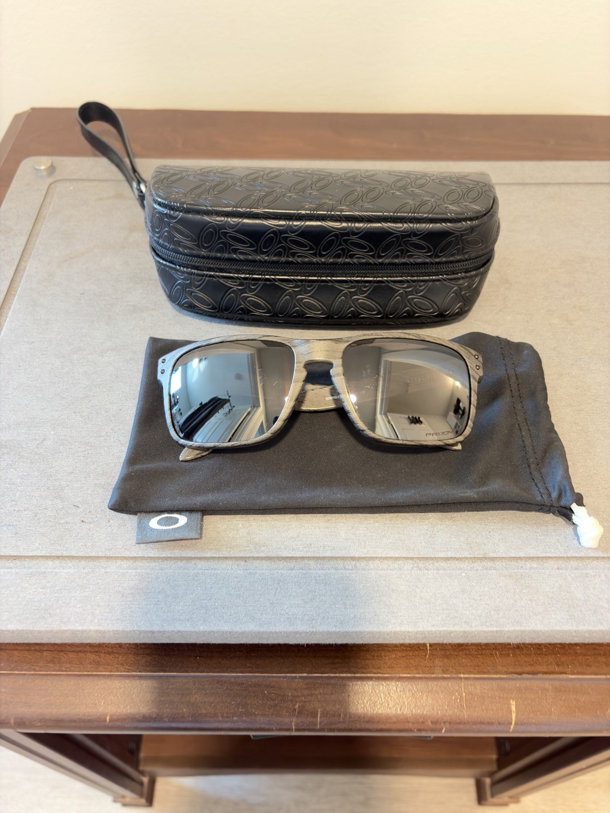 Oakley Holbrook Woodgrain/Prizm Daily Polarized Lenses OO9102-B7 57 18 137