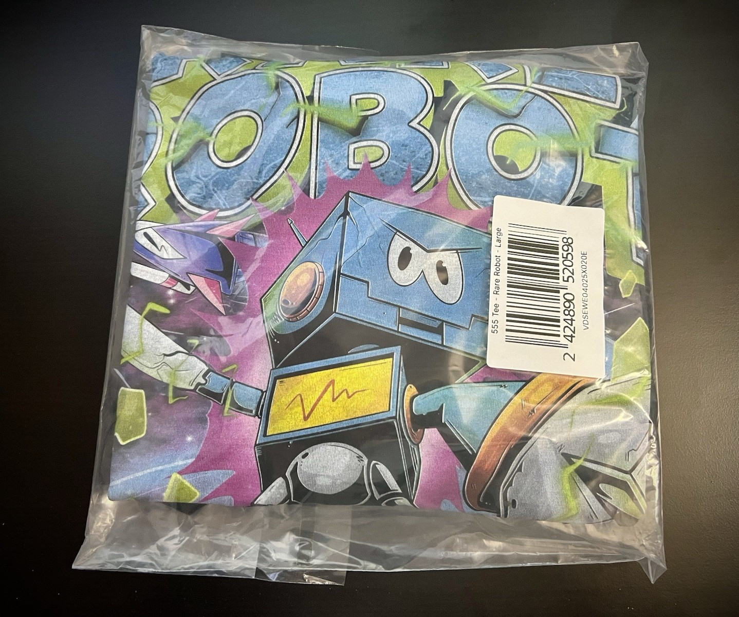 VeeFriends Rare Robot #21 of 555 Black Tee Size Large Limited Edition