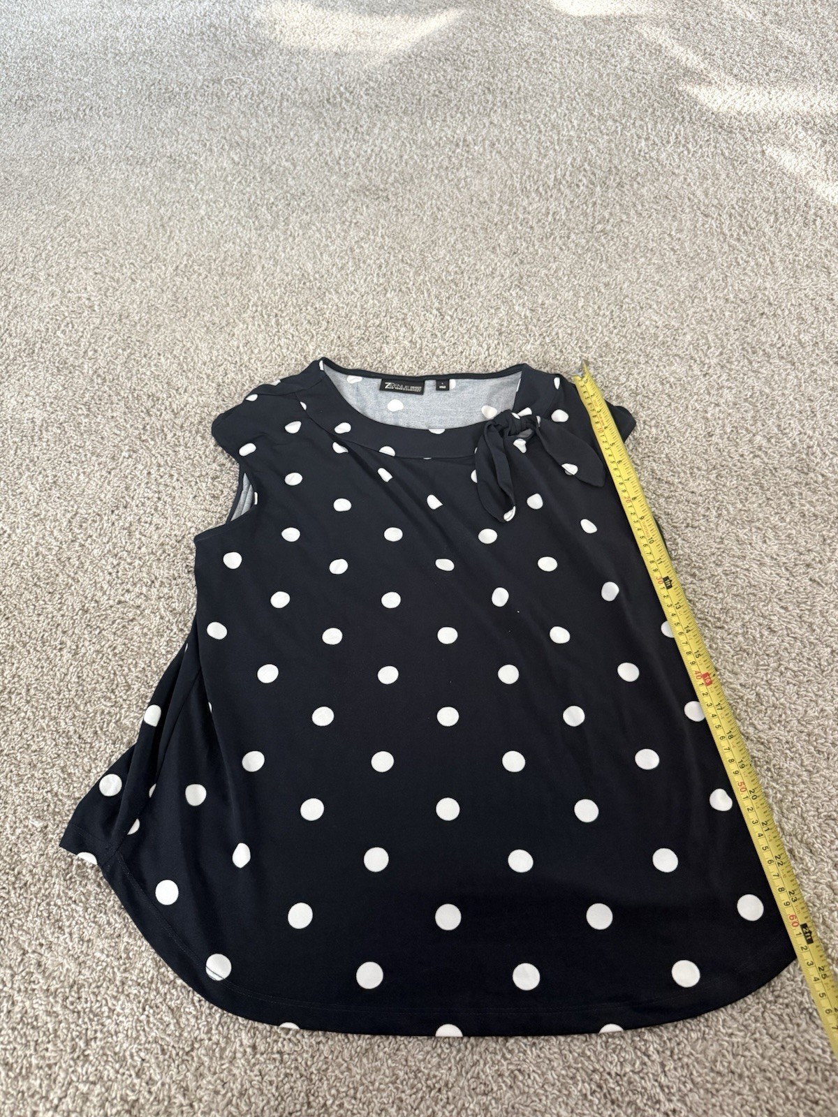 7th Avenue Design Studio NY&Co Women’s Black/White Polka Dot V-Neck Blouse L