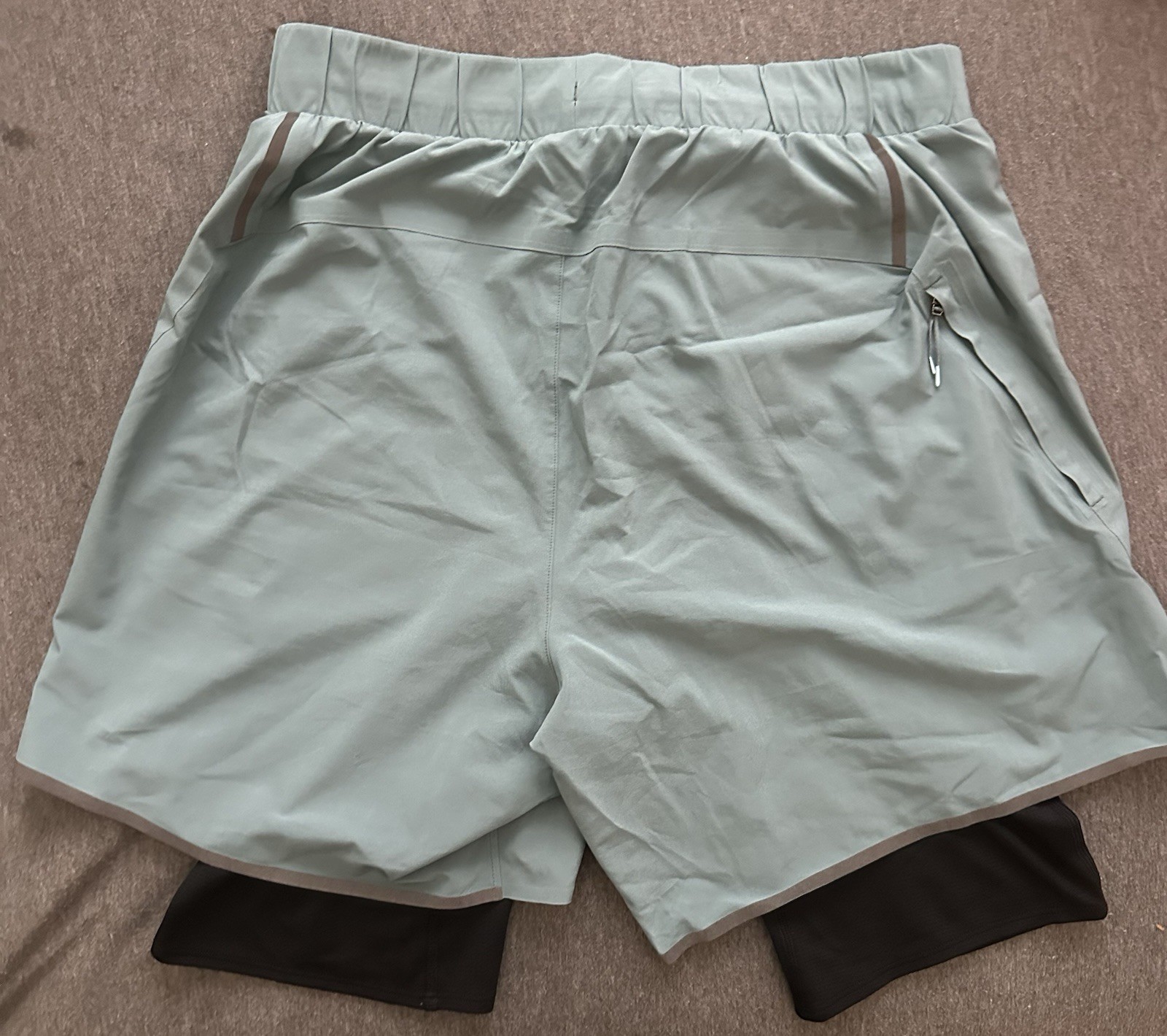Lululemon Men’s Running Lined Shorts Harbor Green Size M Athletic Zip Pocket