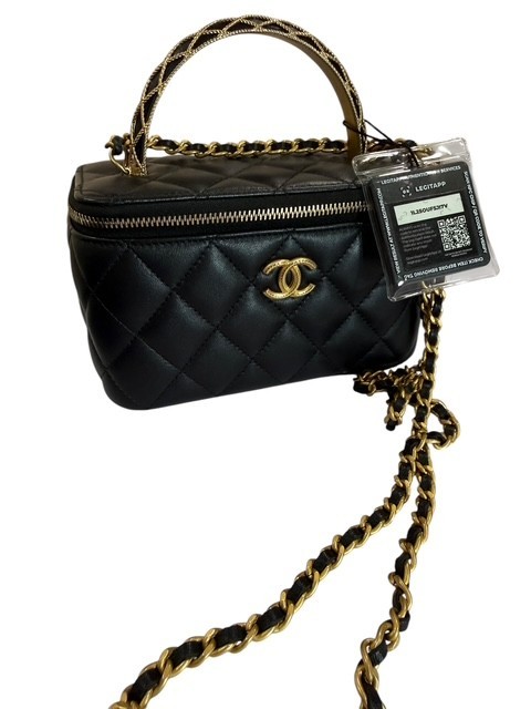 CHANEL Black Quilted Lambskin Vanity Case Crossbody Top Handle Bag MICROCHIPPED
