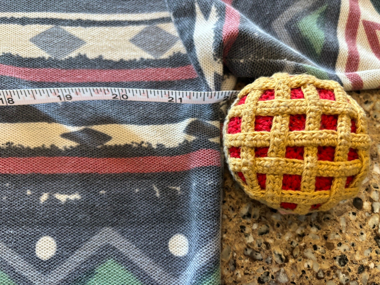 VINTAGE Bugle Boy Men Polo Shirt M multicolor Geometric Aztec Retro Cool