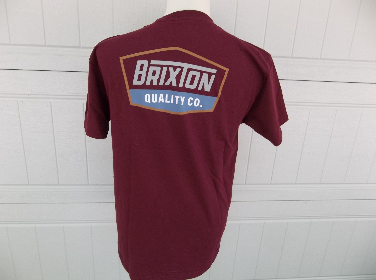 NWT MEN’S BRIXTON RF GAL T-SHIRT.MEDIUM.BRAND NEW FOR 2026.