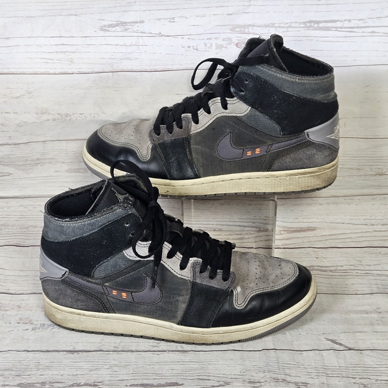 Men’s Nike Jordan 1 SE Mid Craft Inside Out Size 10 DM9652-001 Gray / Black