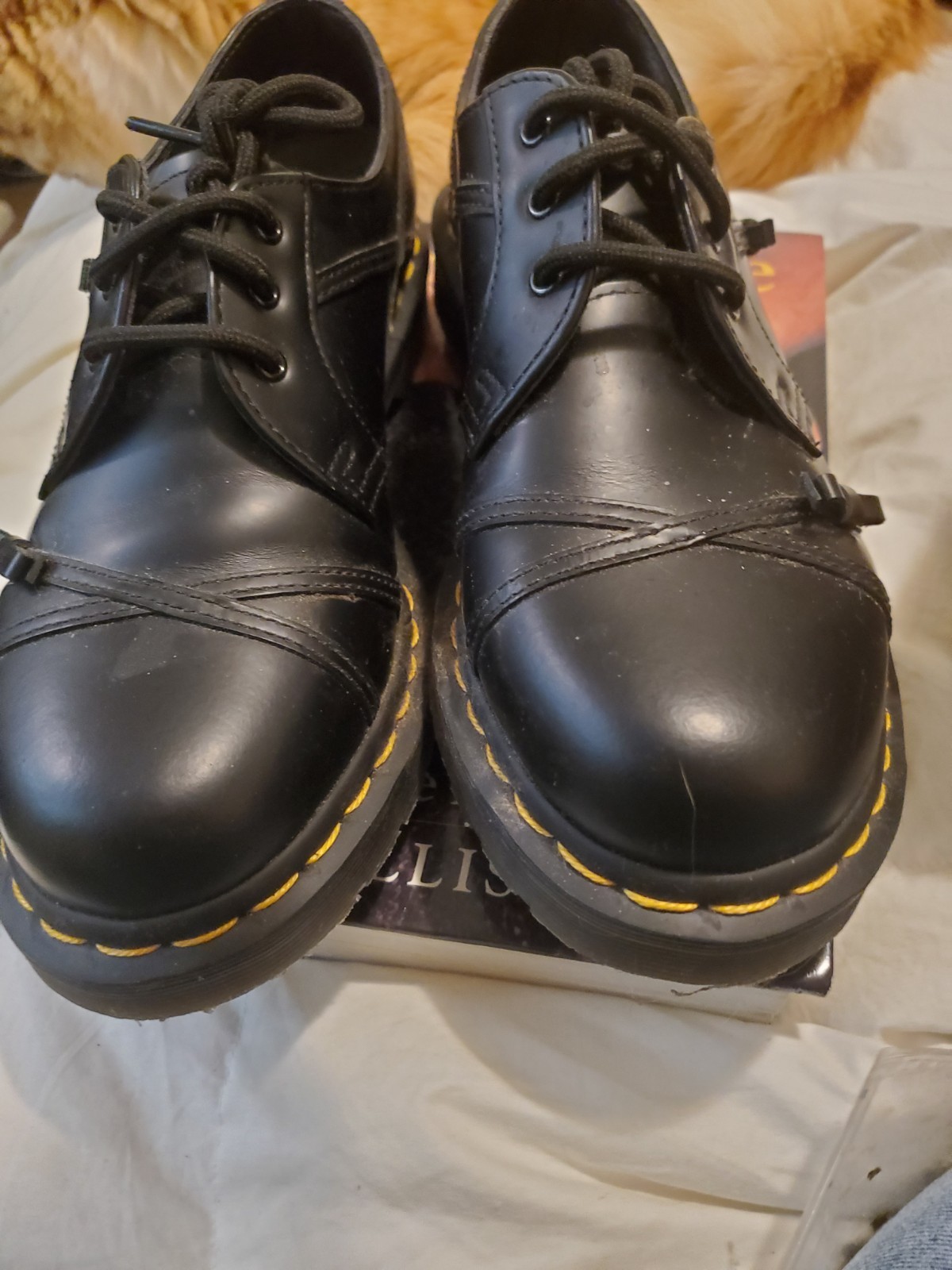 Dr. Martens Classic Elegant Bow Oxfords 1461 Black size 8 US, 39 EU, 6 UK