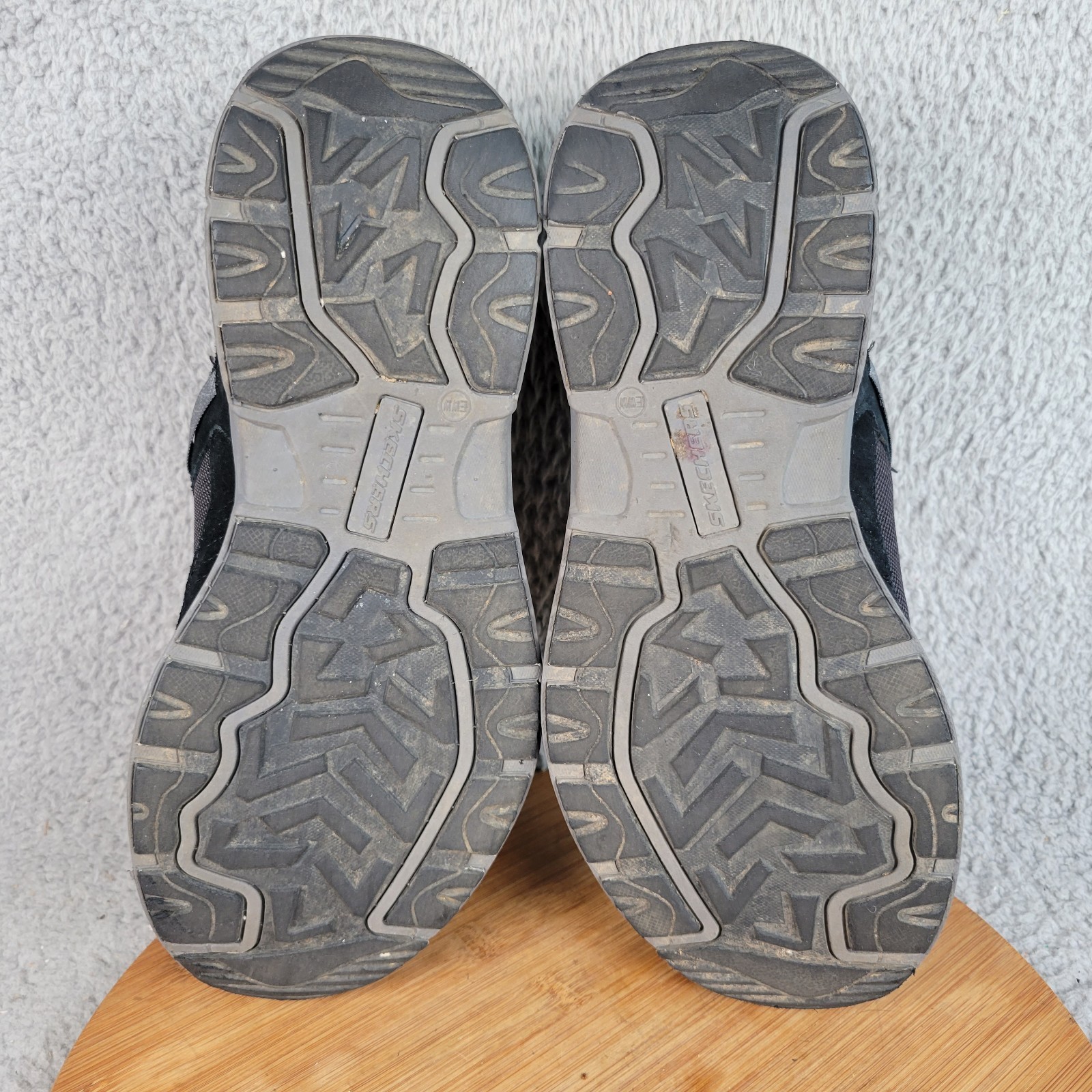 Skechers Hands Free Slip-ins Relaxed Fit: Oak Canyon Black/Charcoal 11 X-Wide