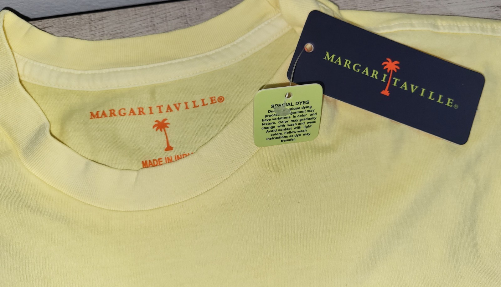 Margaritaville Lemon Meringue Mens Tropical Marlin Swordfish T Shirt Size M NWT