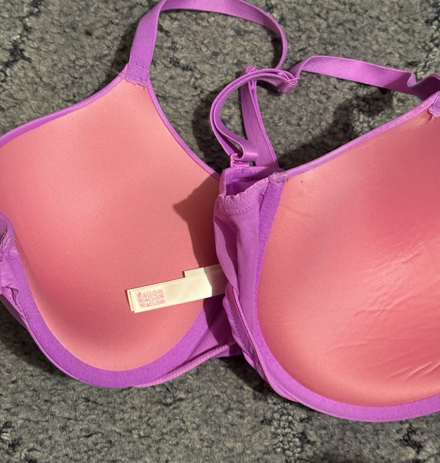PINK Victoria Secret Wear Everywhere Push-up Bra Size 36DD FRONT CLOSURE