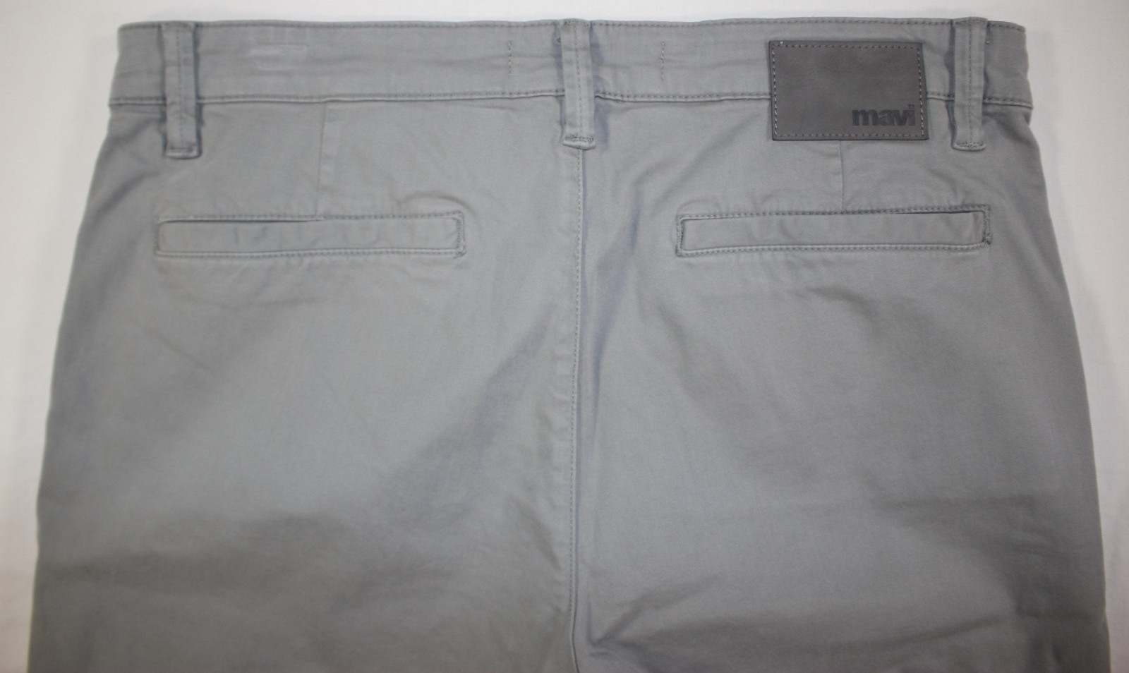 Mavi Jeans Shorts Men’s 35 Jacob Chino Stretch Longer Length 11″ in Inseam Gray