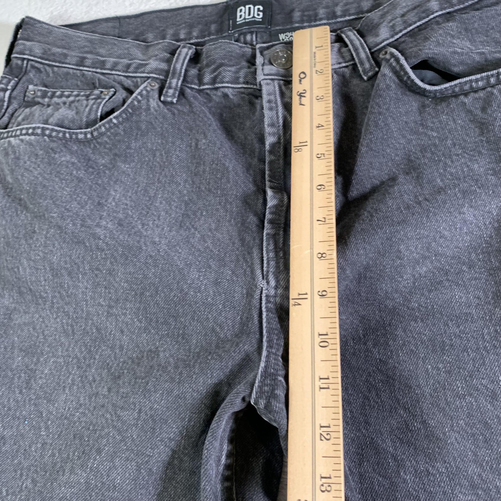 BDG Dad Jeans Mens 34×29 (Tag 34×32) Gray Straight Charcoal Wash Button Fly
