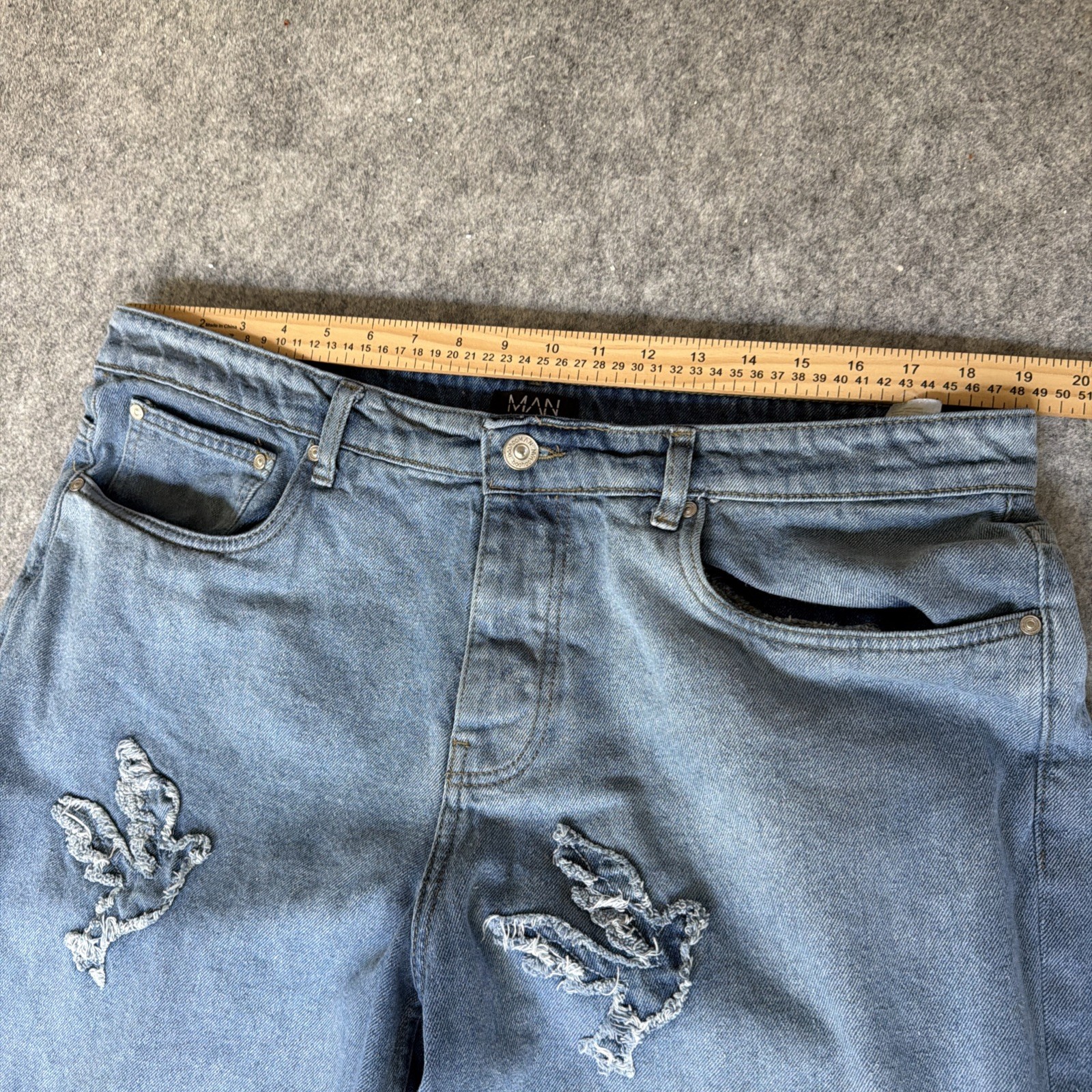 Man BoohooMan Jeans Men38 x 31 Blue Denim Distressed Doves Regular Fit
