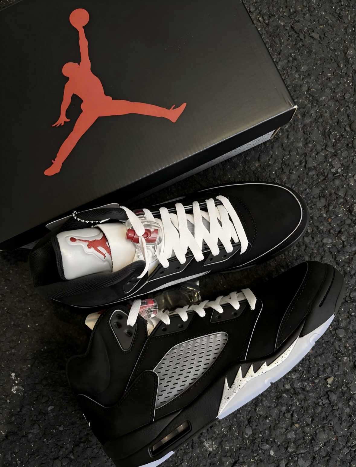 Jordan Air Jordan 5 Retro OG “Black Metallic Reimagined” Basketball Shoes