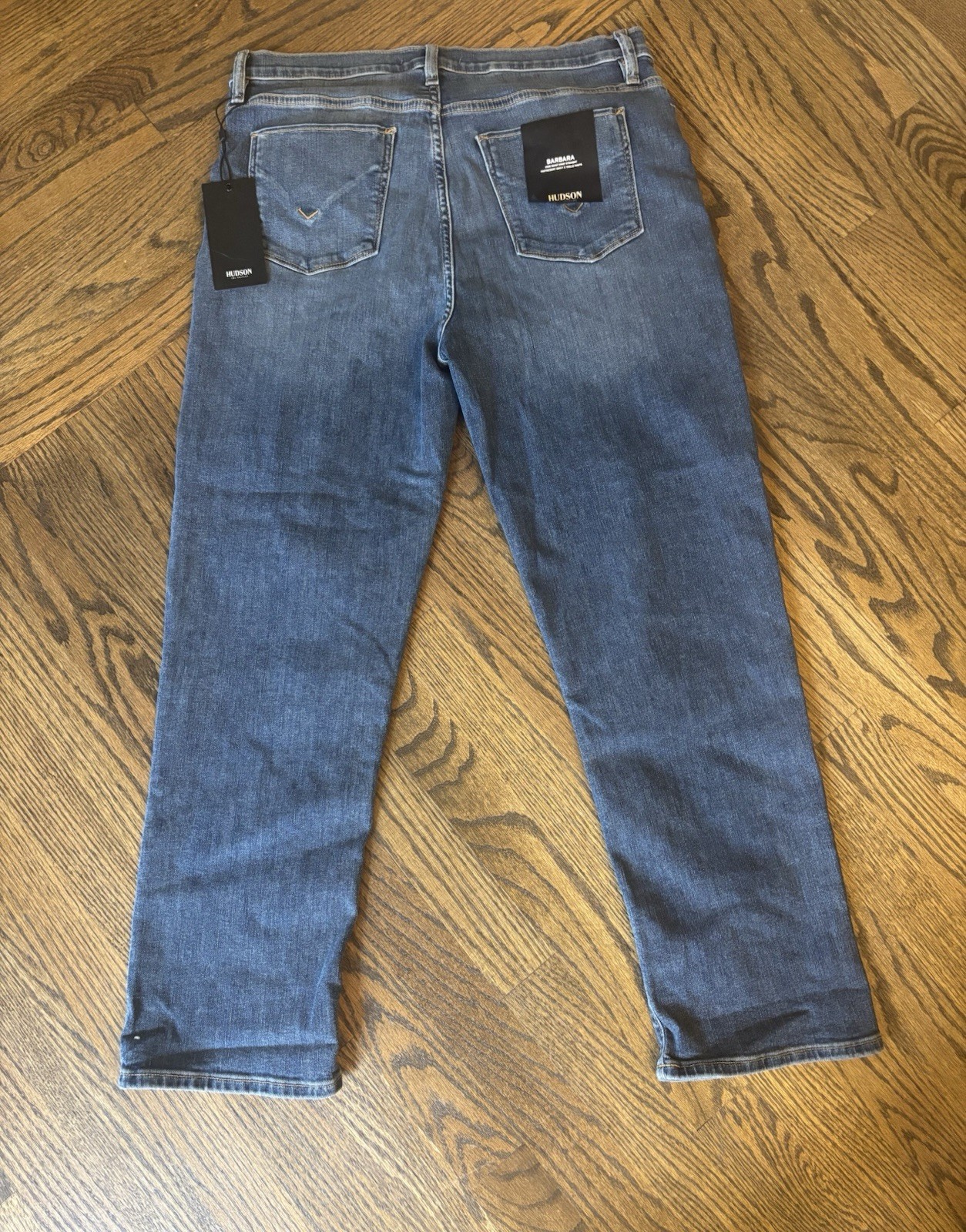 HUDSON Barbara High Waist Crop Straight Jeans – 32