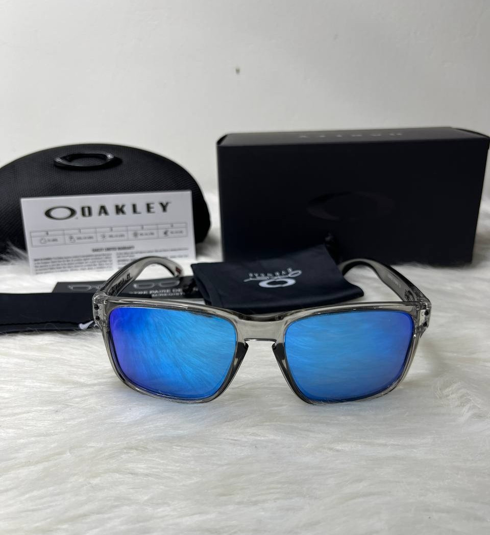Oakley Holbrook Grey Smoke Clear Frame Blue Mirror Polarized Lens Sunglasses UV