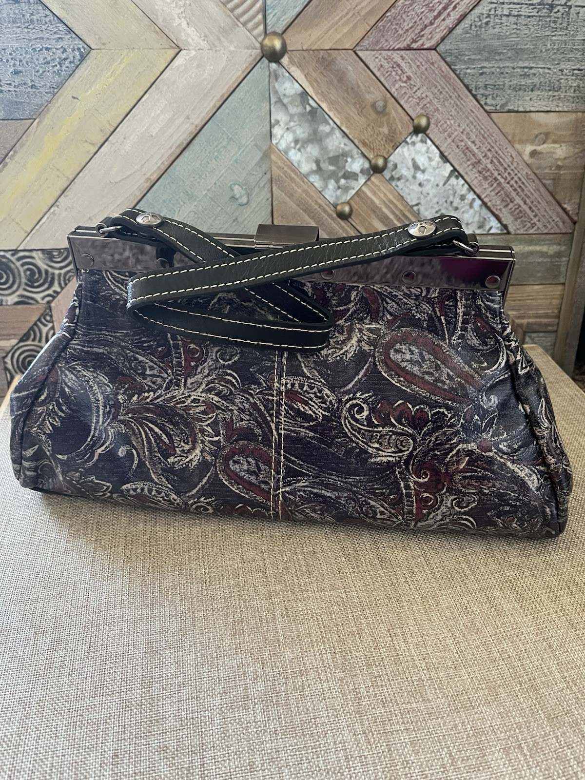 Patricia Nash Heritage Paisley Frame Clutch Wristlet Push Lock Dust Bag