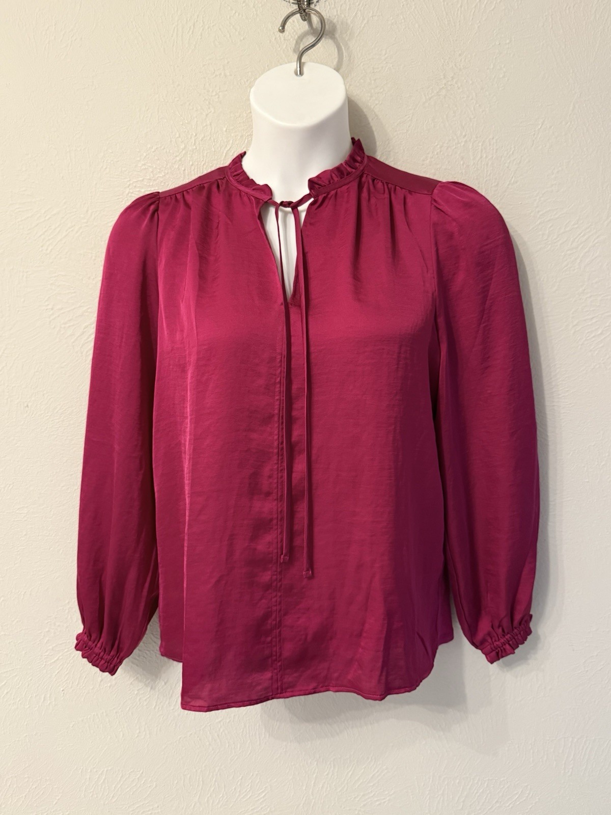 NWT Loft Blouse size M Raspberry Long Sleeve satiny office teacher 2023