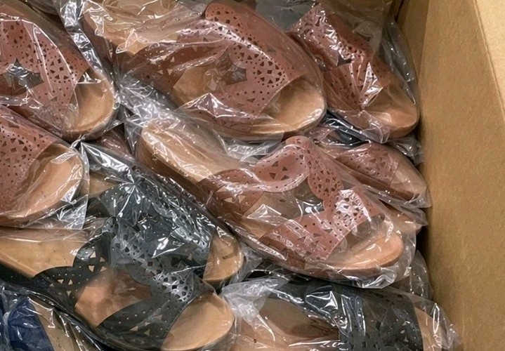 Mystery Box of Shoes – MIXED Lot Of NEW Random Easy Spirit Sizes 5-12 LOT OF 20