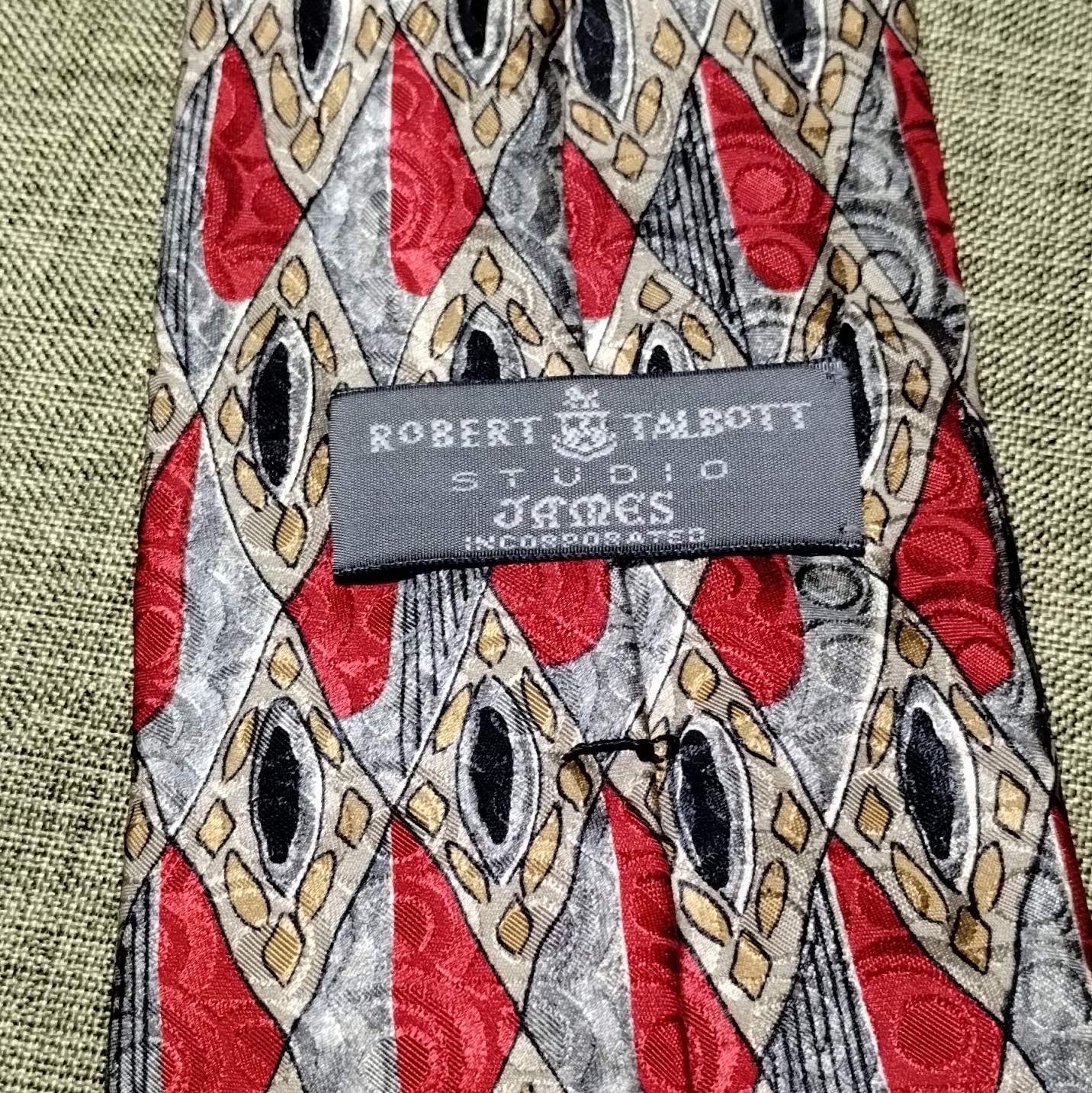 Robert Talbott Silk Woven Geometric Tie Red/Gray Beige Black Classic 57″-60″