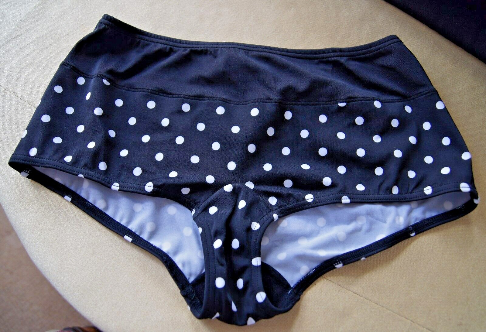 Change of Scandinavia Black/White Spotty Bikini Shorts