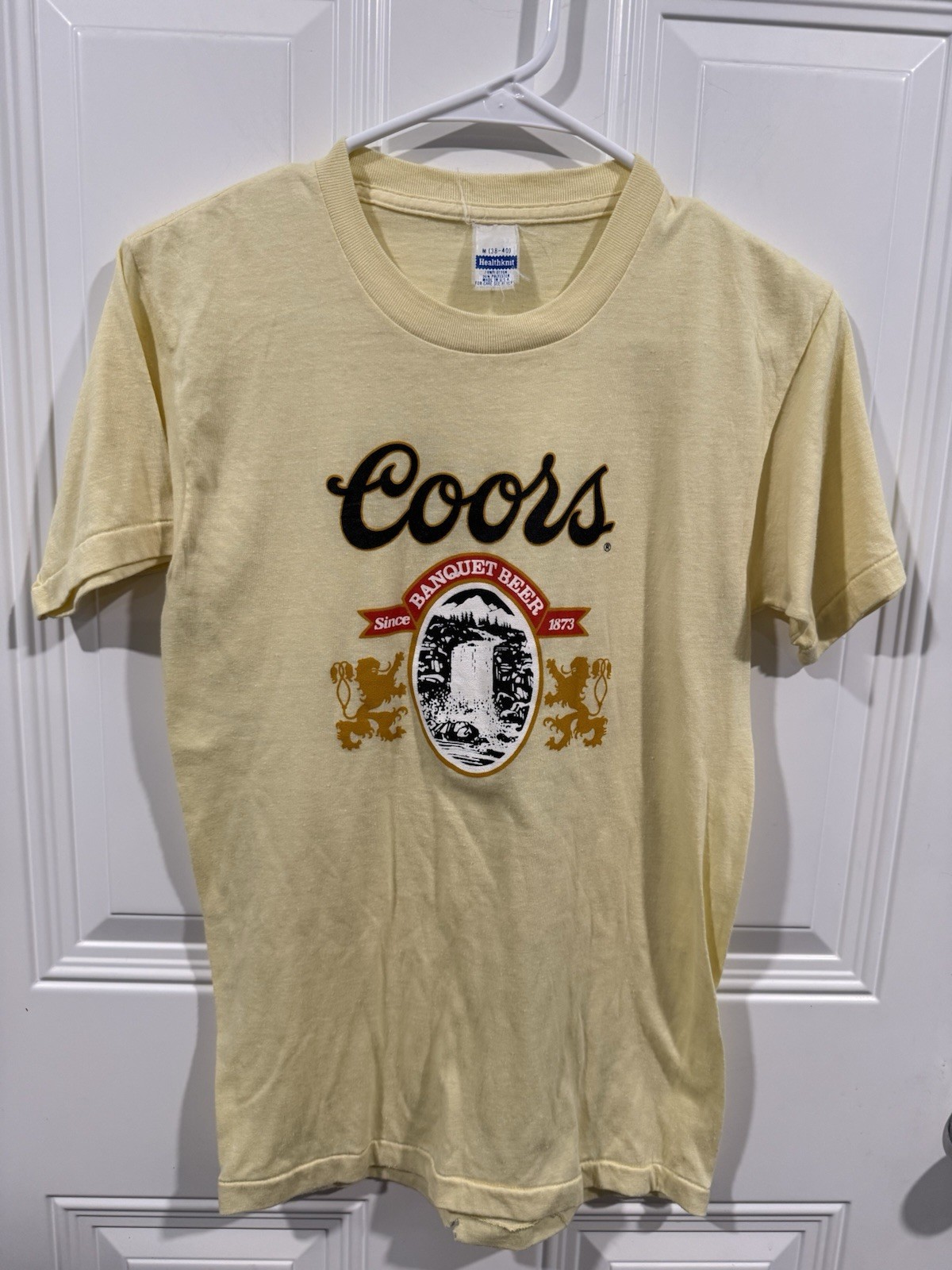 Coors Banquet Beer T-Shirt Men Classic Graphic Tee, Yellow, 70s/80s Vintage