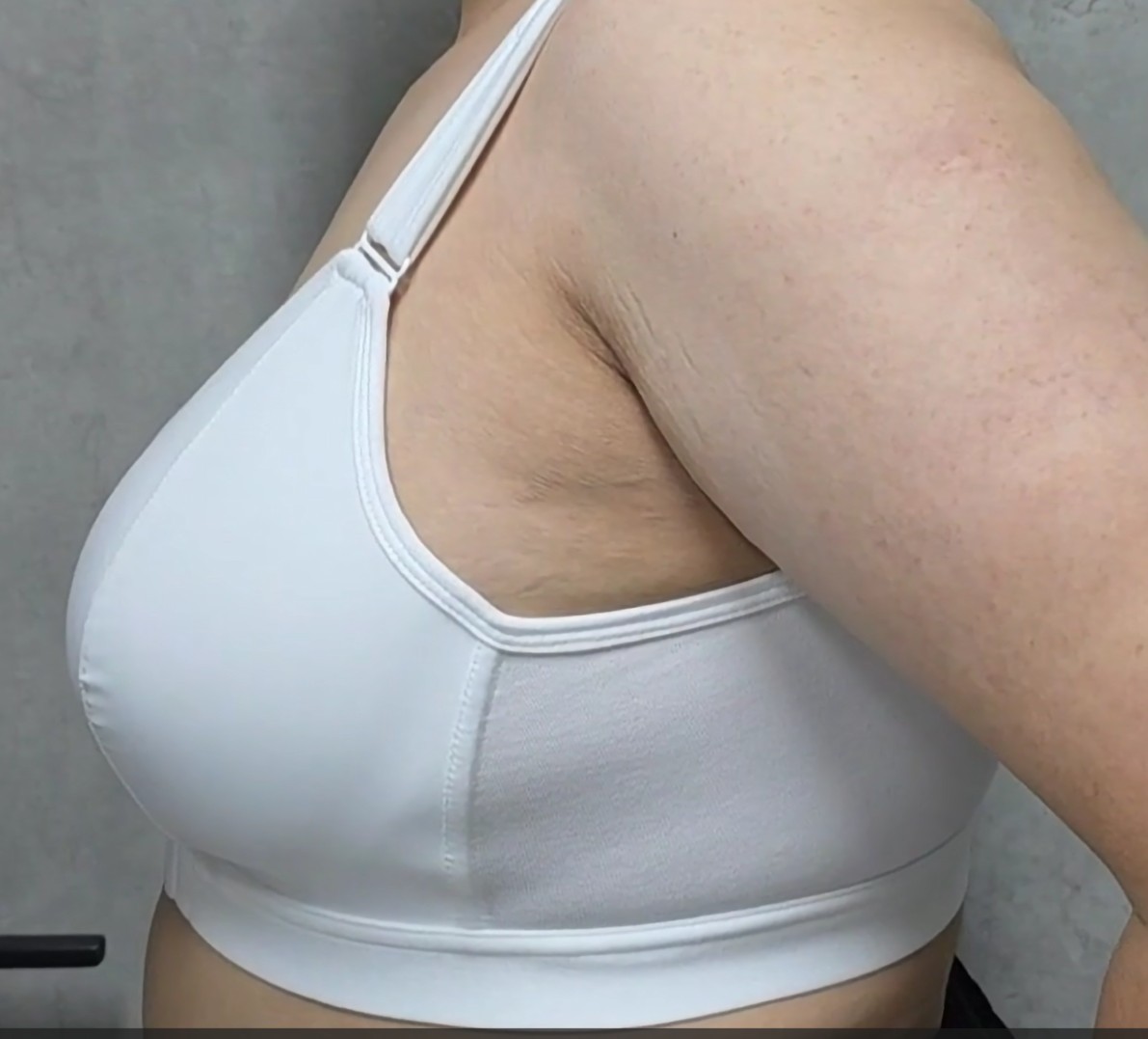 NWT- LUVIESS VERA COMFORT FRONT closure wireless bra- 38B – in 3 colors