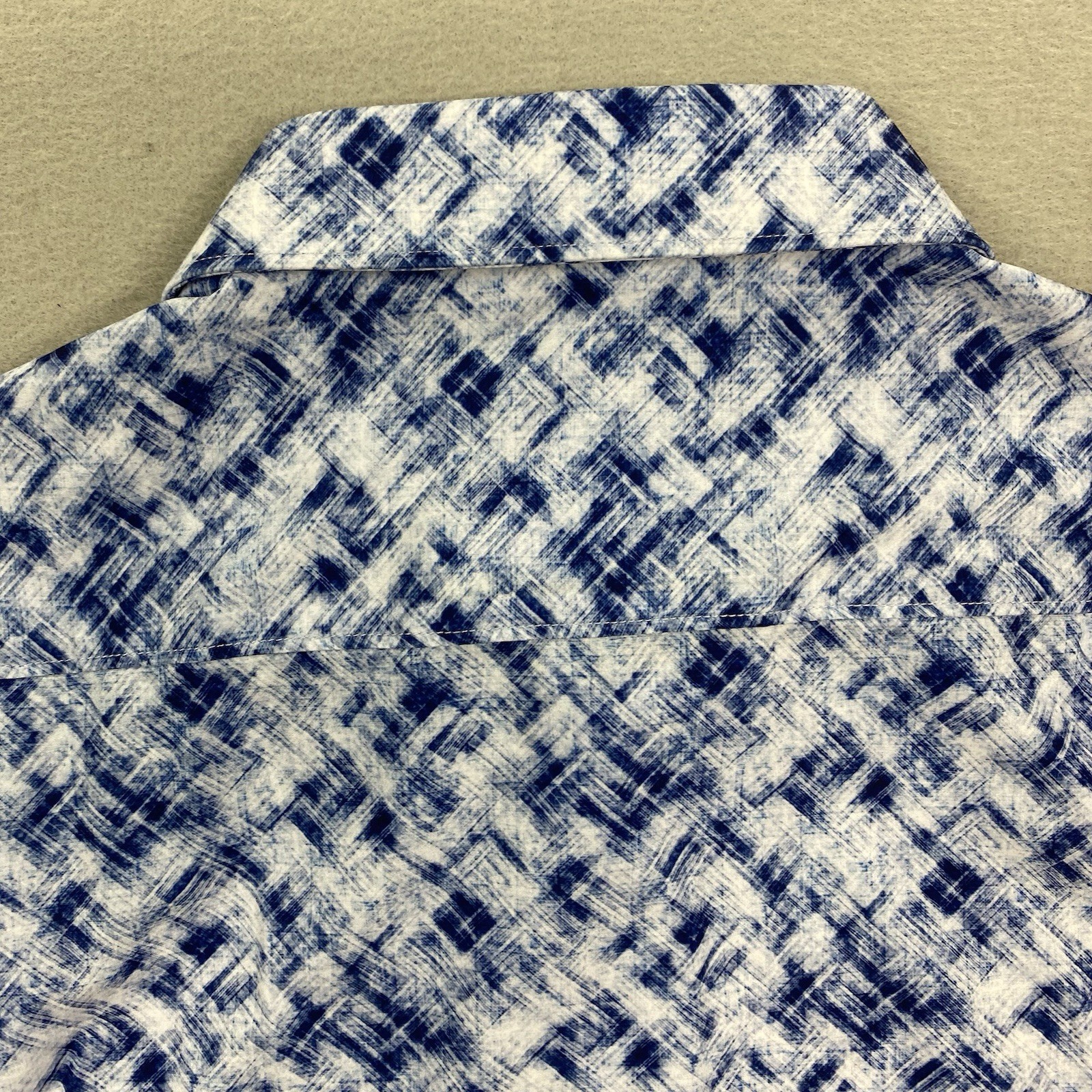 7 Diamonds Shirt Mens Large Blue Button Up 4 Way Stretch Geometric Short Sleeve