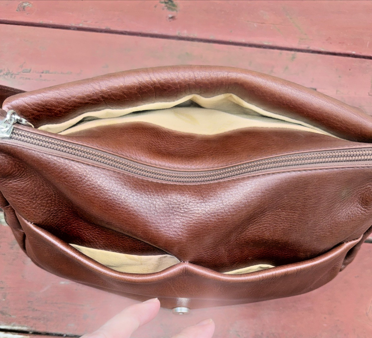 Tuscan’s Brown Italian All Leather Shoulder Satchel Mailbag Saddle Bag Adustable
