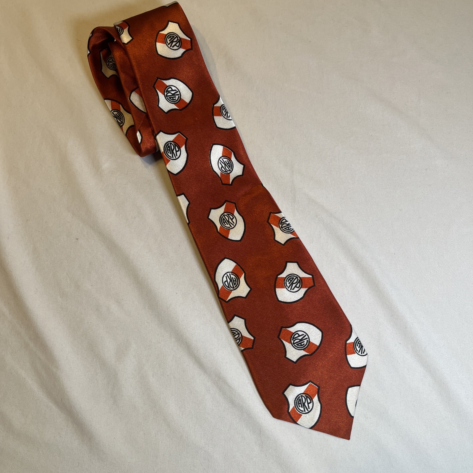 Necktie Argentina River Plate Futbol Soccer Hand Made Tie 56 x 3.5 Inches