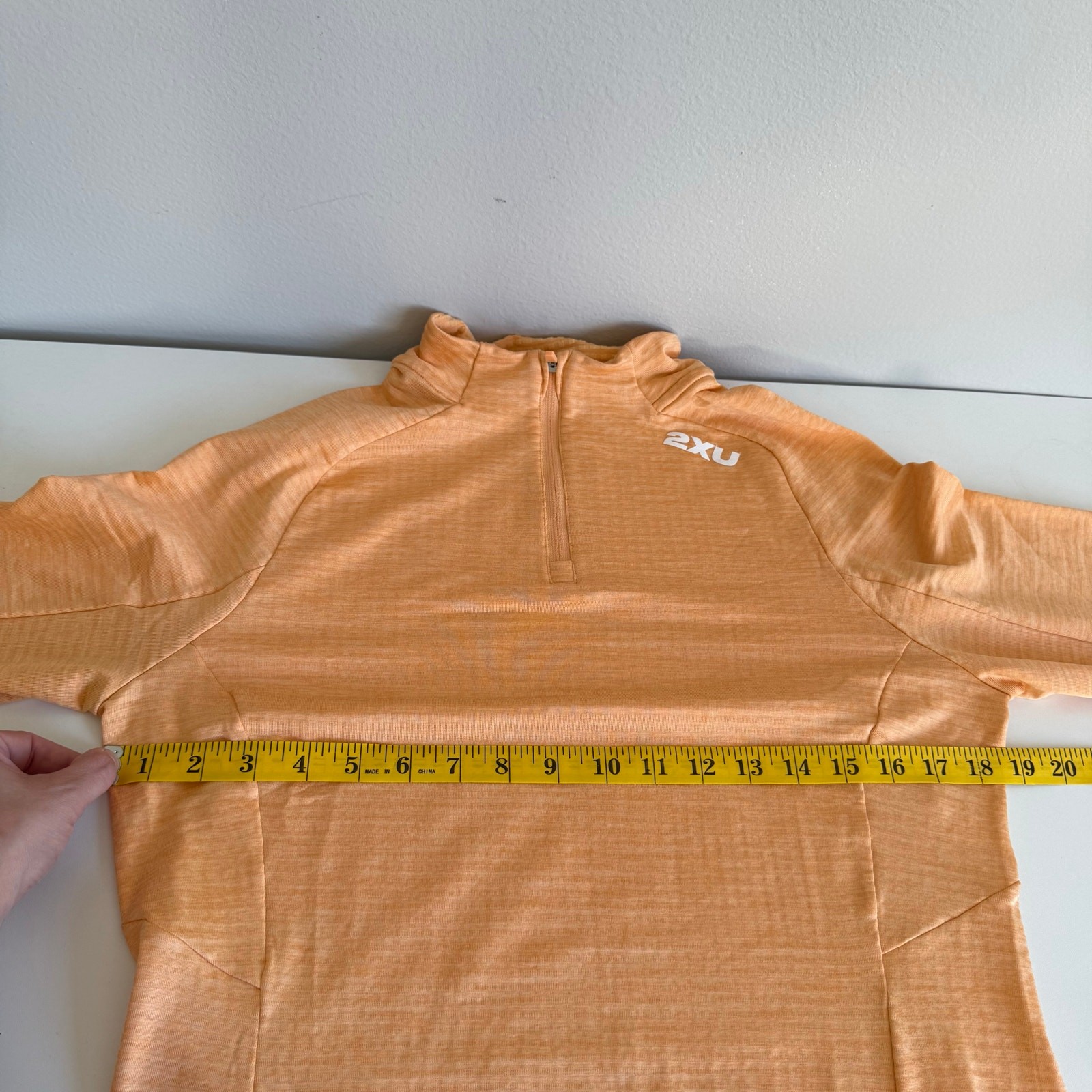 2XU Ignition Women’s Medium 1/4 Zip Athletic Pullover Performance Orange