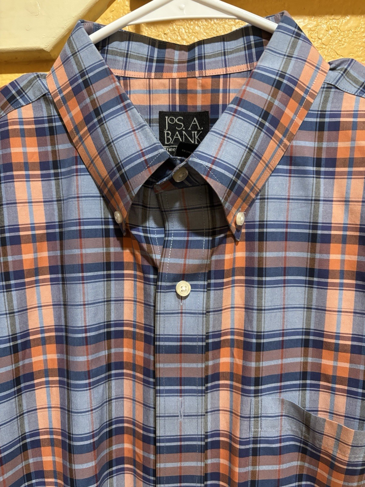 Jos A Bank Travelers Shirt Men’s XL Blue Plaid Cotton Button Up Long Sleeve New