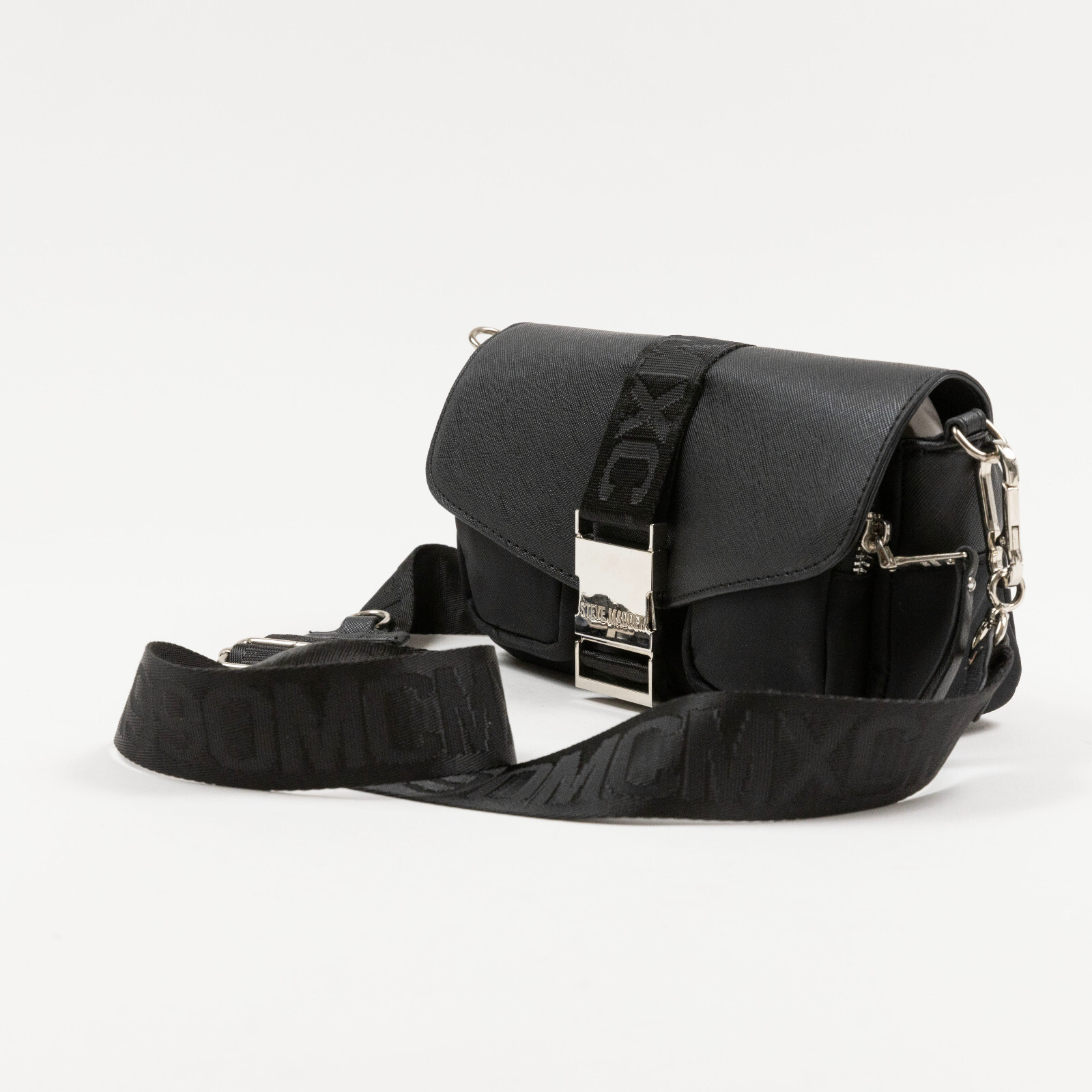 Steve Madden Women Bmove Crossbody Bag Black (Pre-owned/as pictured)