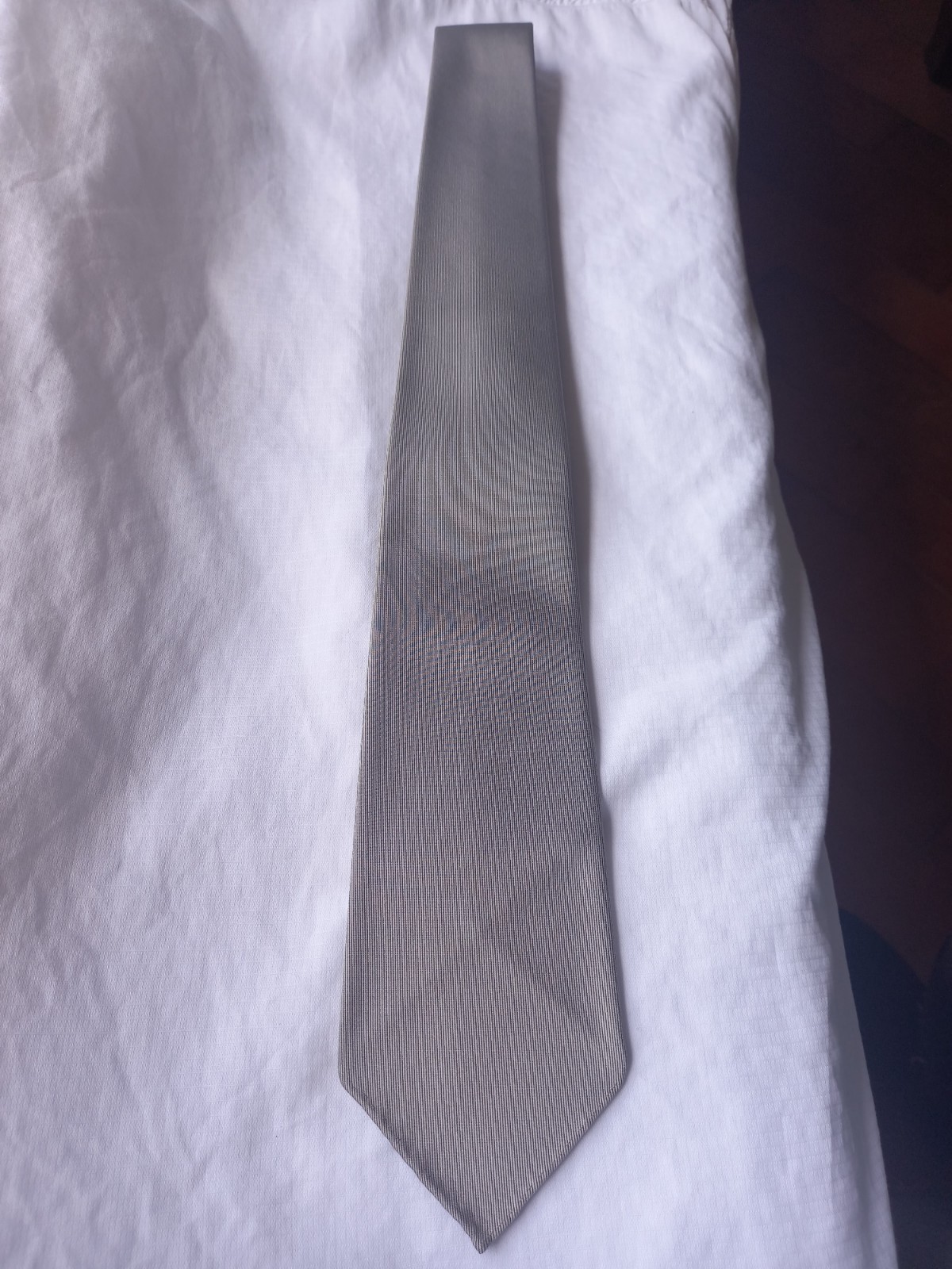 GRAY SOLID COLOR TIE BRAND: HÈRMES, FRANCE