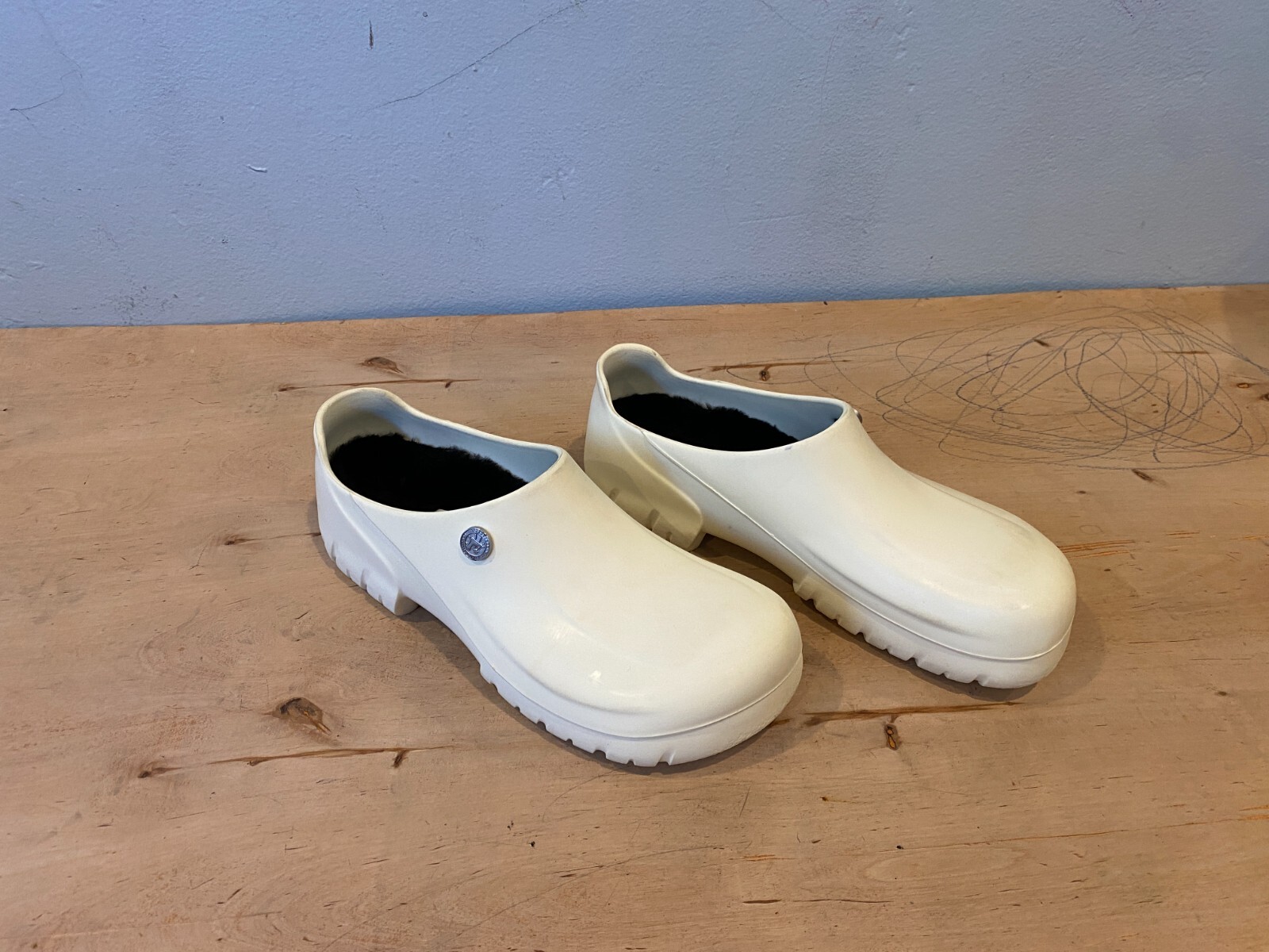 Men’s Birkenstock 640 PU clog , White Polyurethane / Synthetic , Sz 43 / US 10