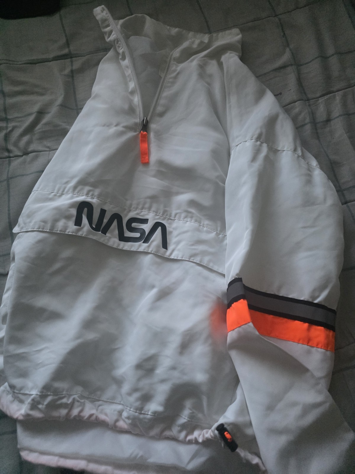 Forever 21 NASA Logo Hooded Half-Zip Anorak Jacket White Women’s Size S