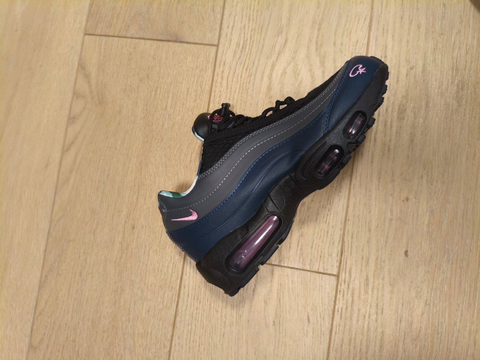 Size 9.5 – Corteiz x Nike Air Max 95 SP Rules the World – Pink Beam
