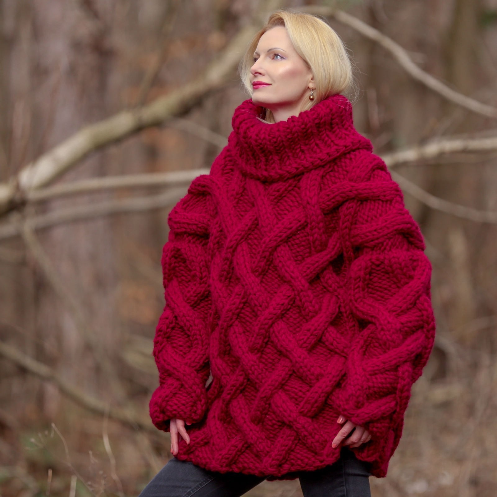 Red Chunky Knit Sweater 100% Wool Heavy Hand Knit Oversized Turtleneck – 4.3 KG