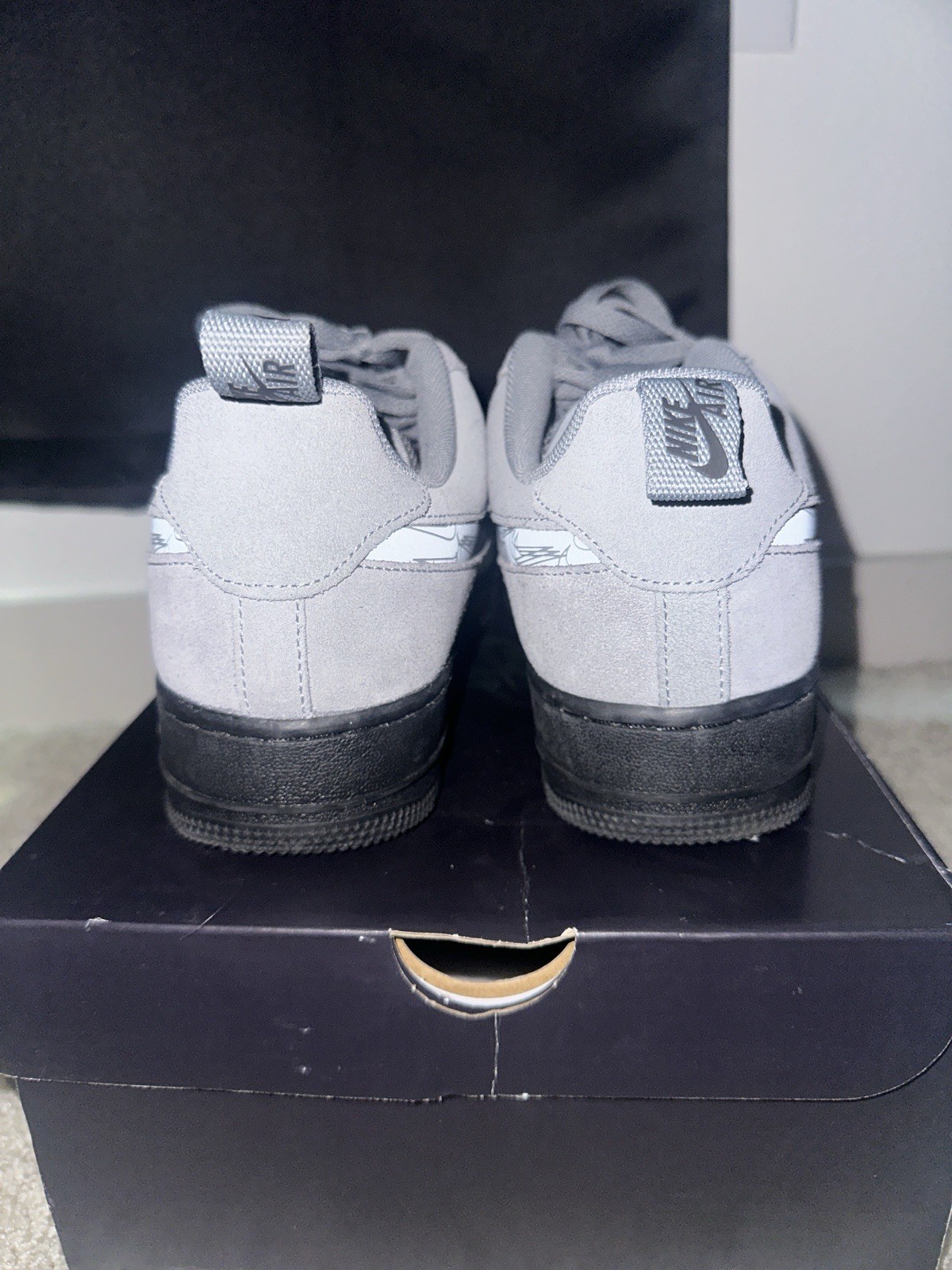 Nike Air Force 1 ’07 LV8 Men’s Low Top Suede Cool Grey/Black Reflective Swoosh