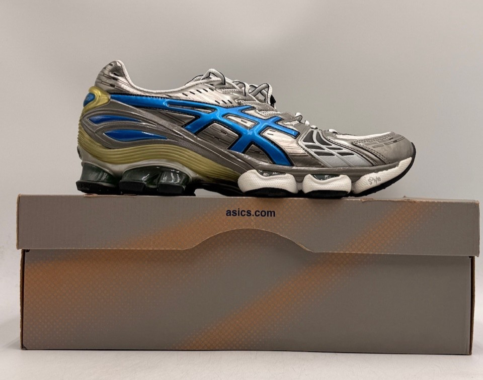 Asics GEL-KINSEI 2 Men’s NWD Vintage Running Sneaker Gray Multiple Sizes