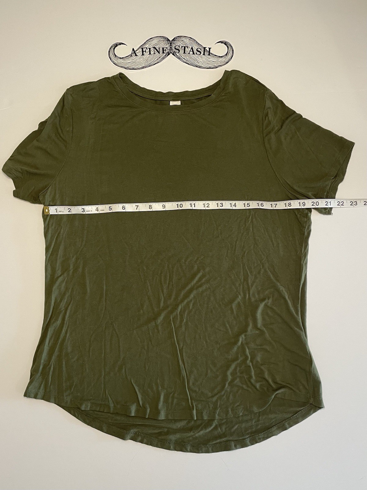 Lot of 2 Old Navy T Shirts Womens Large L Black Crew Neck Olive Luxe Tee