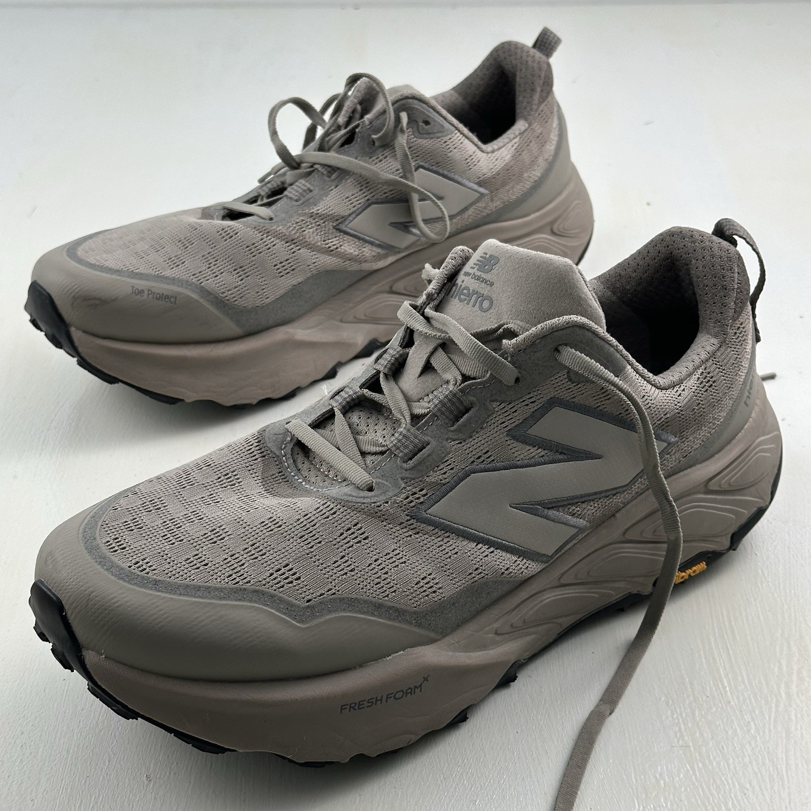 New Balance Fresh Foam X Hierro v9 GTX Shoes Men 14 4E EEEE MTHIERY9 Gray Beige